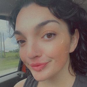 Meet your Posher, Carlynn